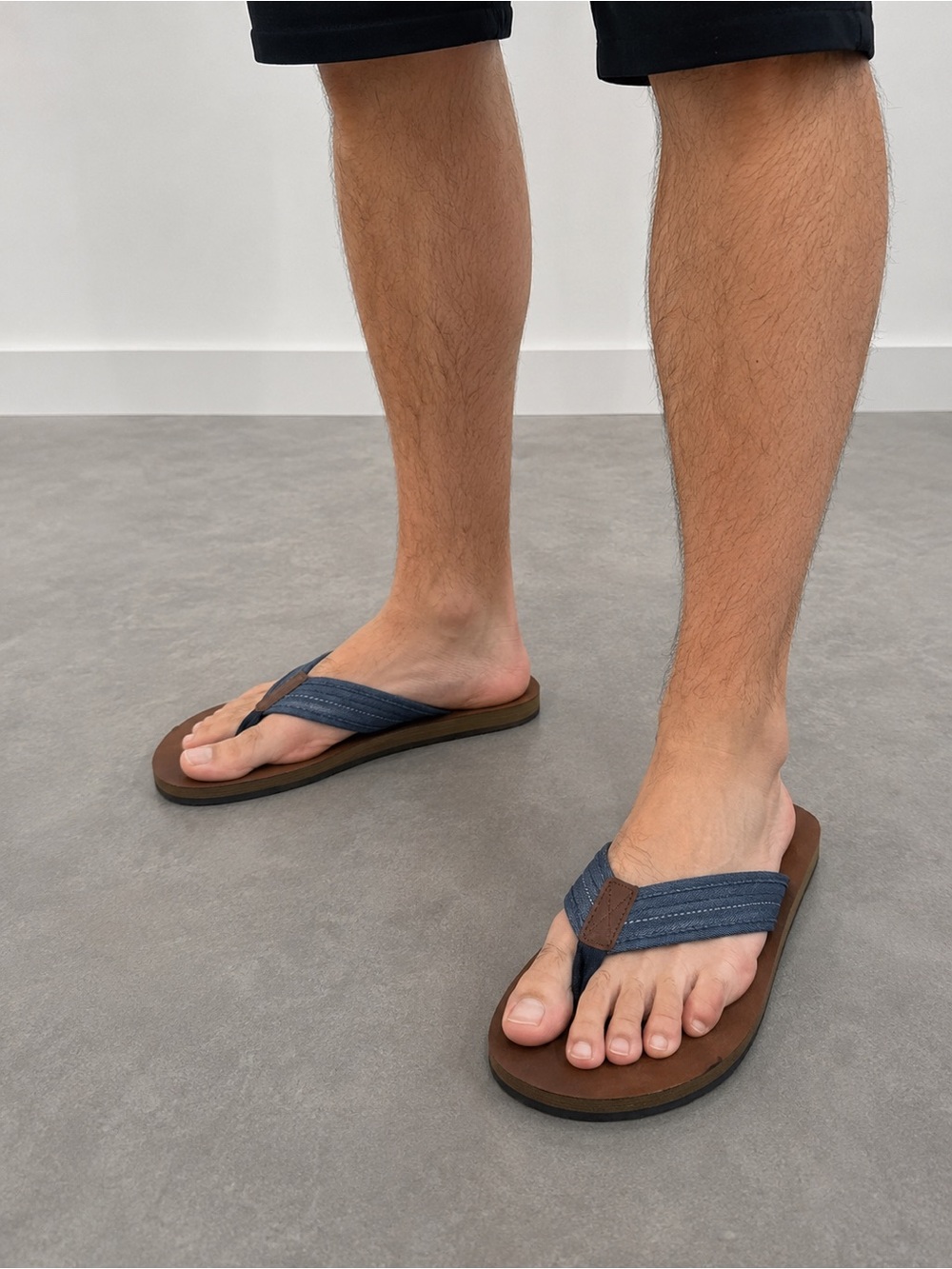 Men’s Blue Canvas Flip Flops | Lightweight Beach Sandals | Casual Summer Thongs